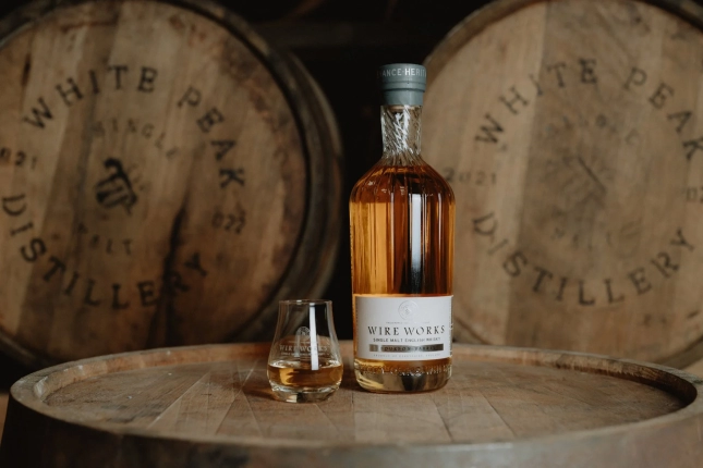 おいおい、聞いたか？世界No.1ウイスキー『ワイヤーワークス バーボンバレル』が遂に日本に上陸だぜ！先行予約も始まるぞ！