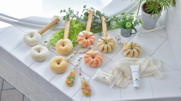 【速報】あの「亀の子束子」がボディケアに進出！天然素材で毎日のバスタイムが極上サロンに大変身！