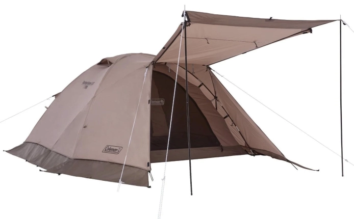 キャノピーを跳ね上げた状態