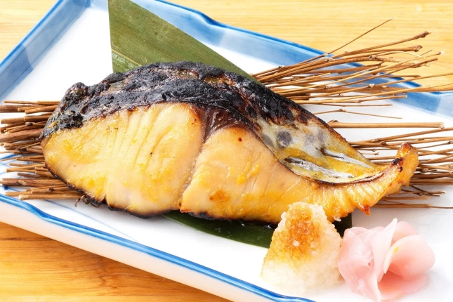 香ばしく焼かれた魚の切り身